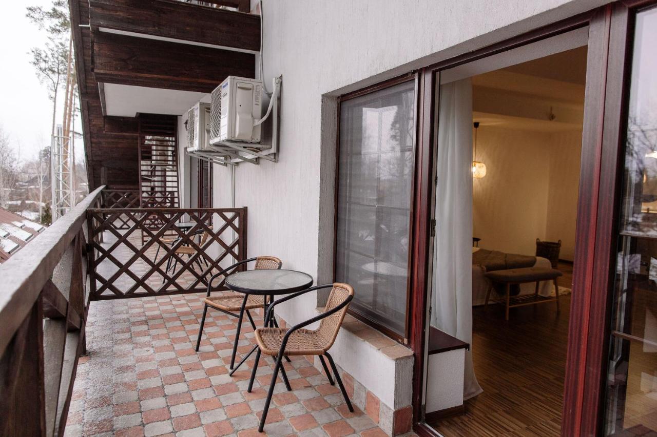 Hotel Veselyj Zajets à Pirnove Extérieur photo